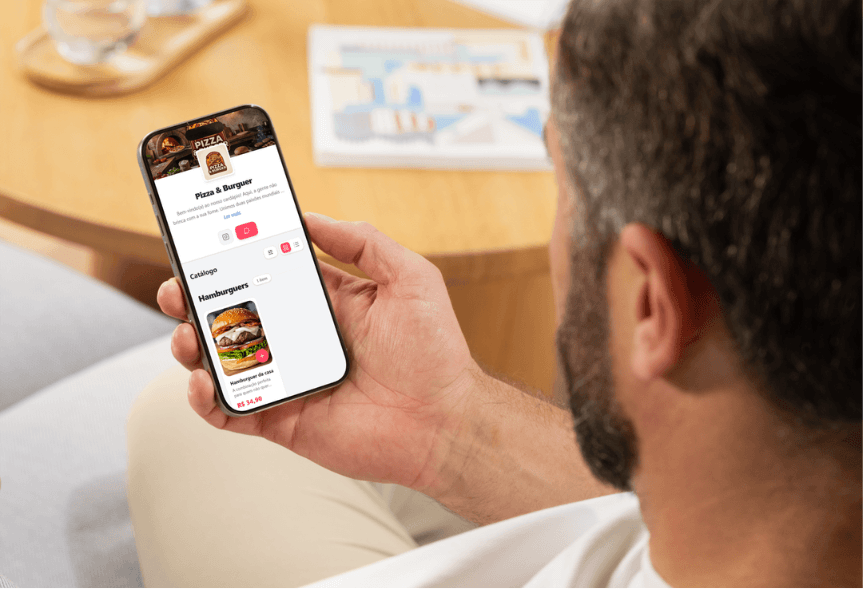 Cliente acessando catálogo do Yonto no celular